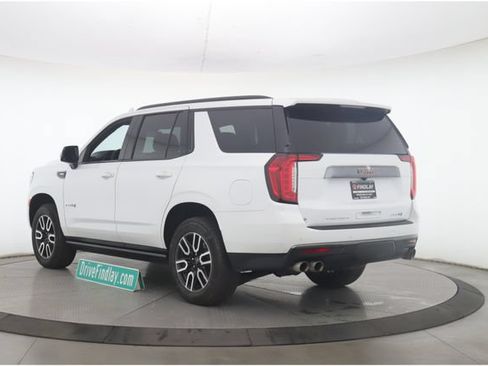 Used 2023 GMC Yukon AT4 w/ AT4 Premium Plus Package AWD/4WD image 8