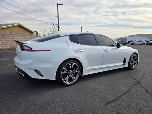 Used 2019 Kia Stinger GT2 image 6