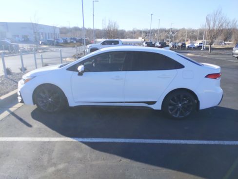 Certified 2024 Toyota Corolla SE image 7