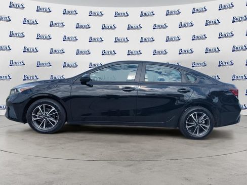 Used 2024 Kia Forte LXS FWD image 6