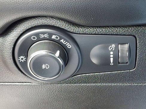 Used 2022 Dodge Durango R/T AWD/4WD image 27
