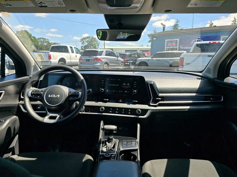 Used 2023 Kia Sportage LX FWD image 12