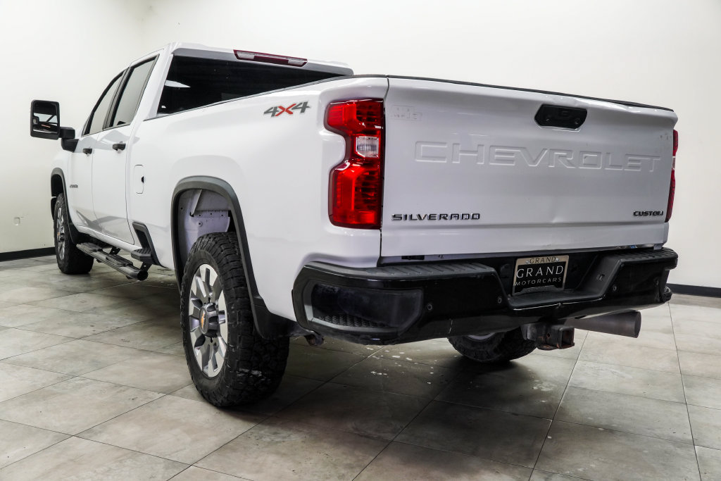 Used 2024 Chevrolet Silverado 2500 Custom w/ Custom Value Package AWD/4WD image 12