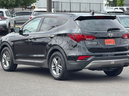 Used 2017 Hyundai Santa Fe Sport FWD image 8