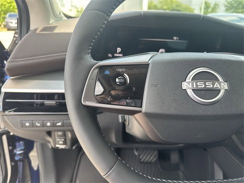 Used 2025 Nissan Murano Platinum w/ Cargo Package image 17