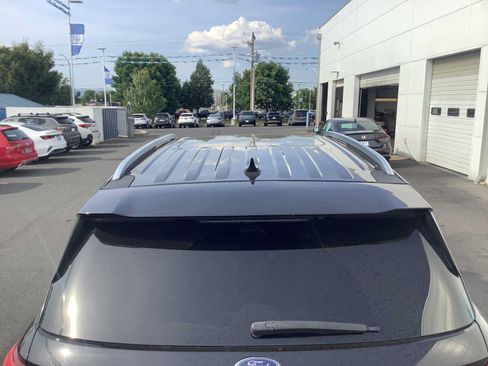Used 2020 Ford Explorer Limited AWD/4WD image 5