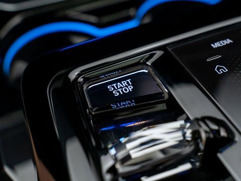 Used 2024 BMW i5 M60 w/ Executive Package image 22