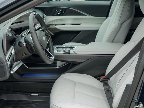 New 2026 Cadillac Lyriq Luxury w/ LPO, Floor Liner Package AWD/4WD image 10