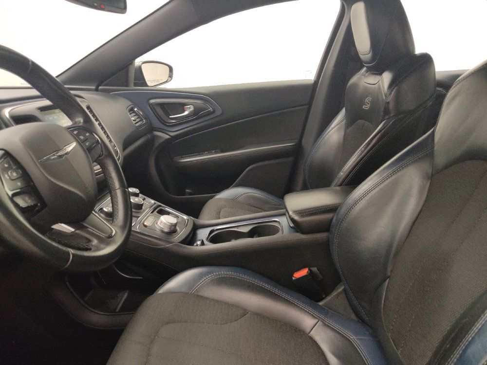 Used 2016 Chrysler 200 S w/ Navigation & Sound Group I FWD image 17