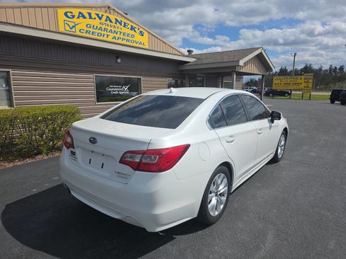 Used 2017 Subaru Legacy 2.5i Premium AWD/4WD image 7