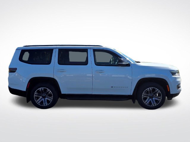 Used 2023 Jeep Wagoneer 4WD w/ Premium Group I image 4