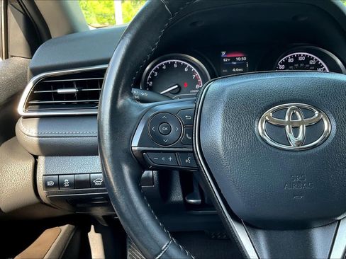 Used 2023 Toyota Camry SE FWD image 23