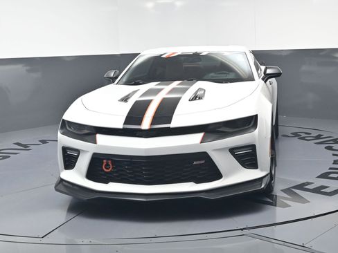 Used 2017 Chevrolet Camaro SS RWD image 13
