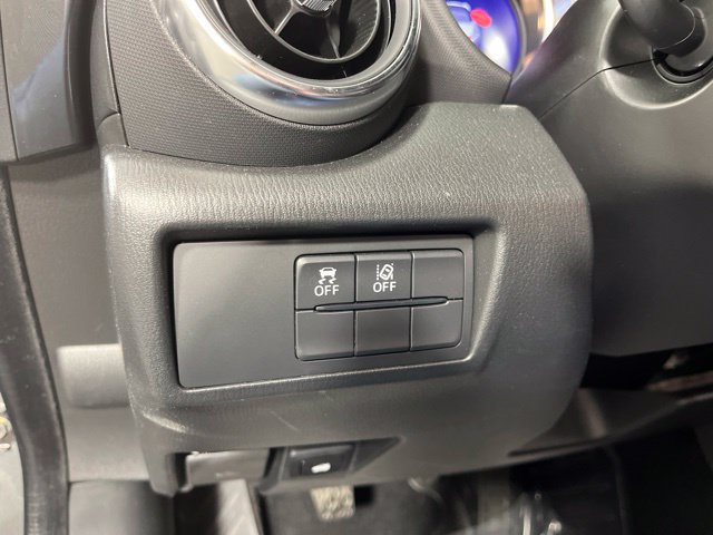 Used 2021 MAZDA MX-5 Miata Grand Touring RWD image 32