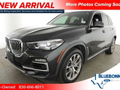 Used 2021 BMW X5 sDrive40i w/ Premium Package 2