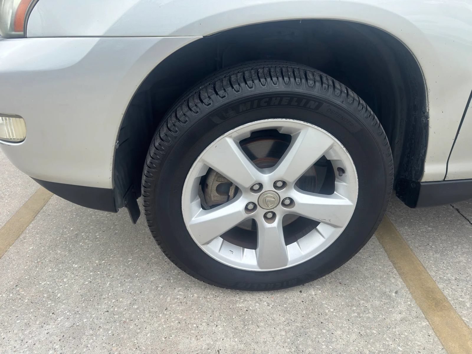 Used 2005 Lexus RX 330 FWD image 7