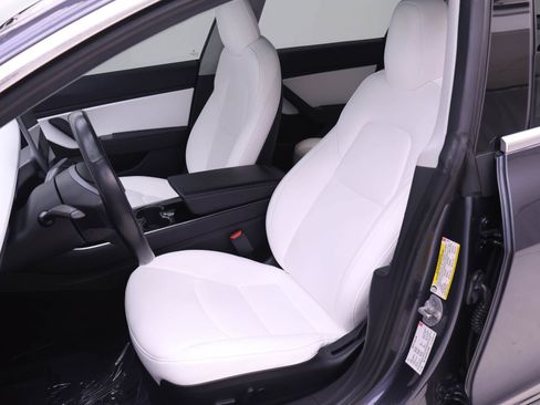 Used 2018 Tesla Model 3 Long Range AWD/4WD image 7