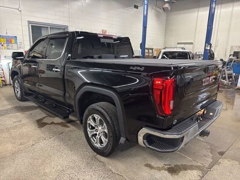 Used 2023 GMC Sierra 1500 SLT w/ SLT Convenience Package AWD/4WD image 4