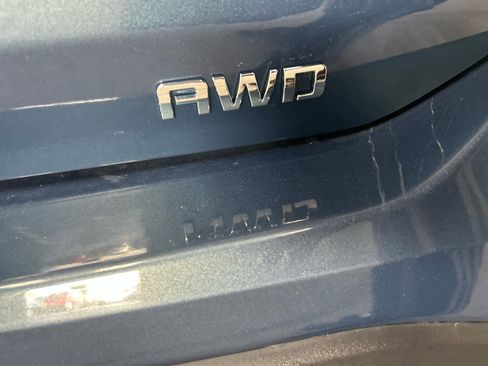 Used 2024 Chevrolet Equinox LT image 11