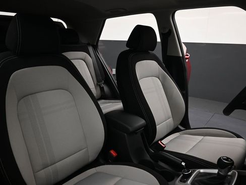 New 2026 Hyundai Venue SEL image 13