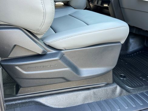 New 2026 Ford F250 XL w/ XL Off-Road Package image 11