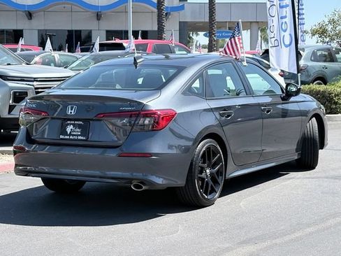 Used 2024 Honda Civic Sport image 5