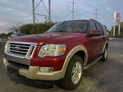 Used 2009 Ford Explorer Eddie Bauer image 2