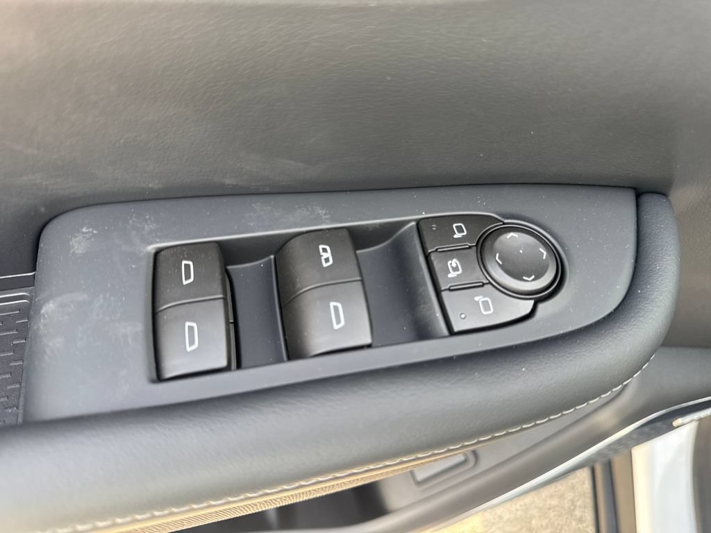 New 2026 Buick Enclave Preferred w/ Power Package FWD image 17