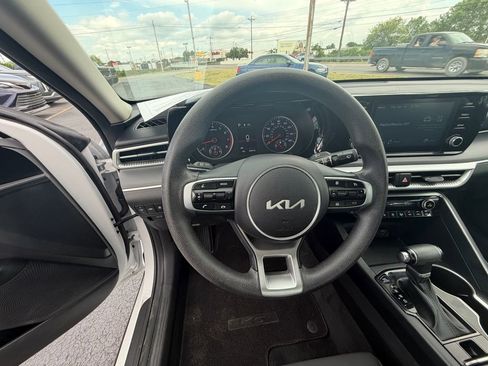 Used 2023 Kia K5 LXS image 12