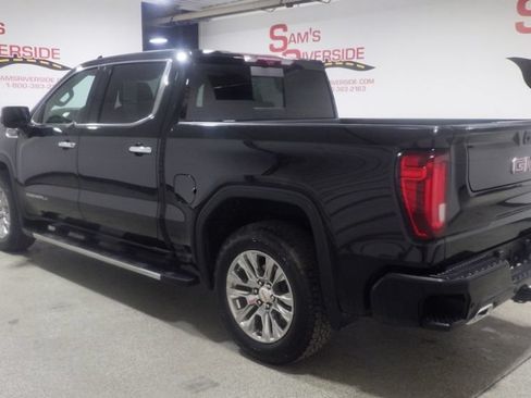 Used 2025 GMC Sierra 1500 Denali w/ Technology Package AWD/4WD image 2