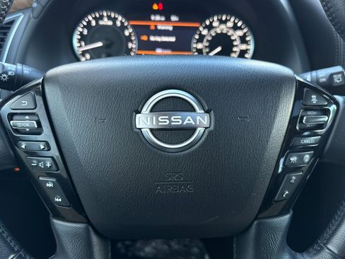 Used 2022 Nissan Armada SL w/ Captain's Chairs Package image 22