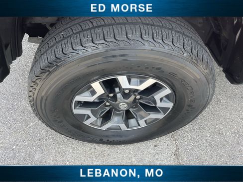 Used 2022 Toyota Tacoma TRD Off-Road AWD/4WD image 30