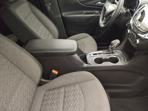 Used 2024 Chevrolet Equinox LT image 21