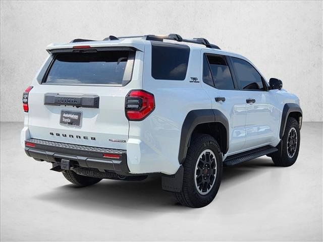 Used 2025 Toyota 4Runner TRD Off-Road Premium AWD/4WD image 5