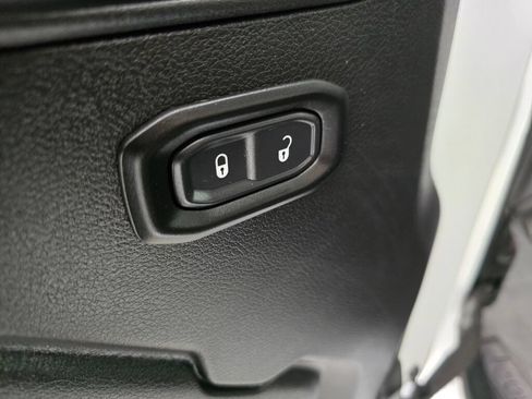 Used 2023 Jeep Wrangler Unlimited w/ Cold Weather Group AWD/4WD image 22