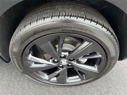 Certified 2023 Buick Envision Essence w/ Sport Touring Package image 18