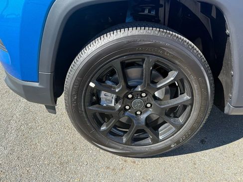 New 2026 Jeep Compass Latitude AWD/4WD image 11