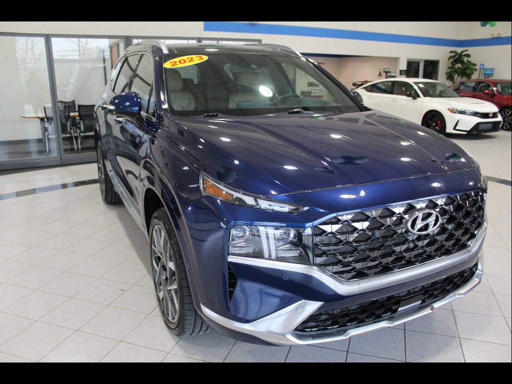 Used 2023 Hyundai Santa Fe Calligraphy w/ Cargo Package AWD/4WD image 3
