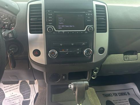 Used 2015 Nissan Xterra S RWD image 16