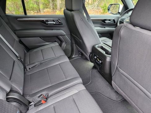 New 2026 Chevrolet Tahoe LS image 9