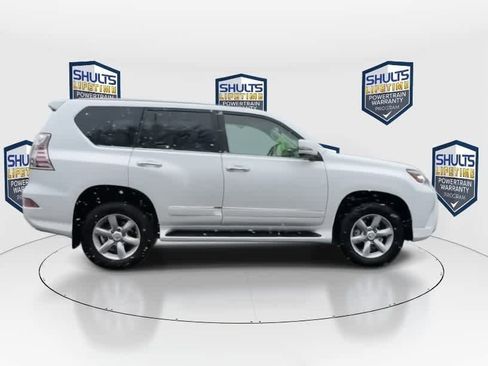 Used 2016 Lexus GX 460 image 9
