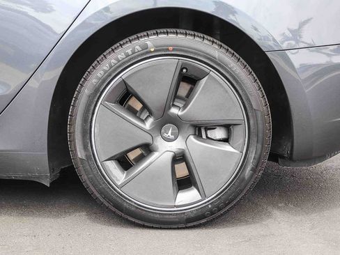 Used 2023 Tesla Model 3 Standard Range RWD image 12