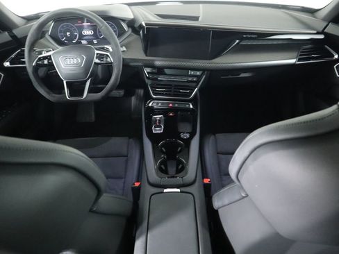 Used 2022 Audi e-tron GT Premium Plus w/ Performance Package image 13