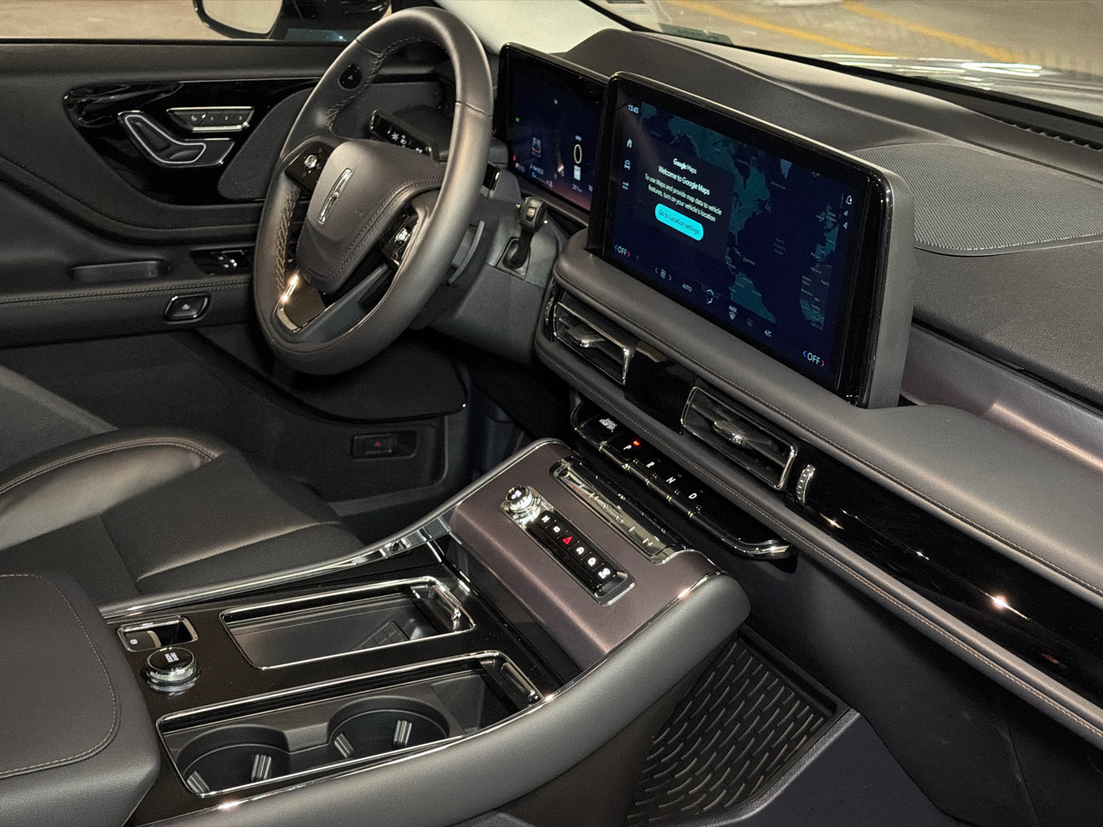 New 2027 Lincoln Aviator AWD image 10