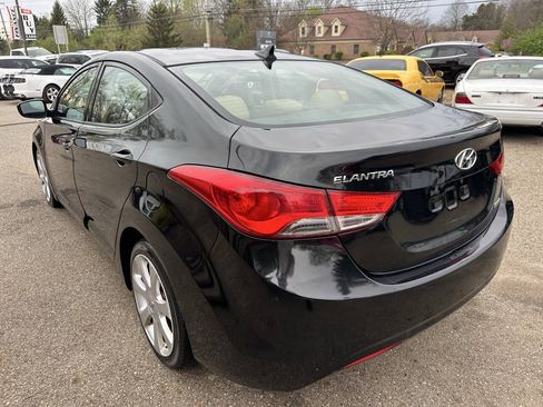 Used 2013 Hyundai Elantra Limited FWD image 4