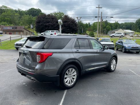 Used 2021 Ford Explorer Limited w/ Equipment Group 301A AWD/4WD image 5