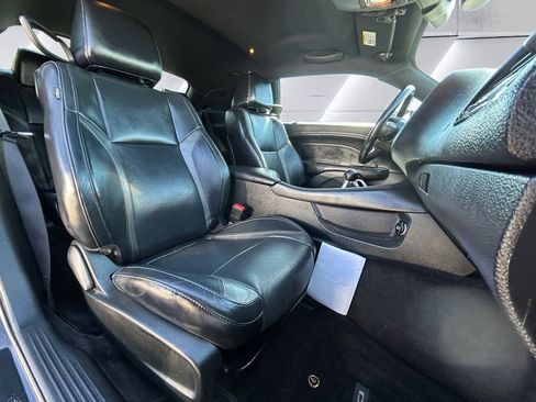 Used 2015 Dodge Challenger R/T Plus image 14
