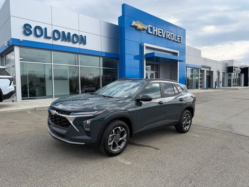 Used 2026 Chevrolet Trax LT w/ LT Convenience Package image 1