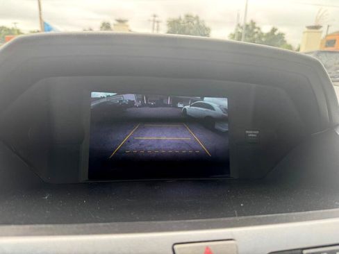 Used 2011 Honda Odyssey EX-L image 11