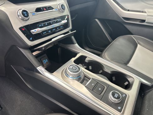 Used 2023 Ford Explorer XLT w/ Equipment Group 202A image 22